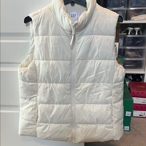 GAP Cream Quilted Puffer Vest
